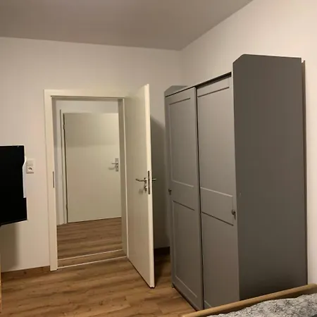 B16 City-apartment, Zentrales City-apartment Mit 4 Betten Apartment Hof (Bavaria)